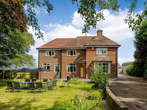 Shobdon House | Renchers Farmhouse