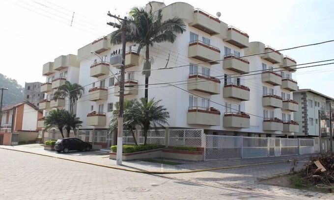 Praia Grande Apartment | Renovated 2 bedroom apartment Praia Grande Ubatuba - prime location close to the beach!