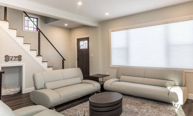 Middleborough House | Renovated 3 Bedroom Home with Family Theater Room and Sauna