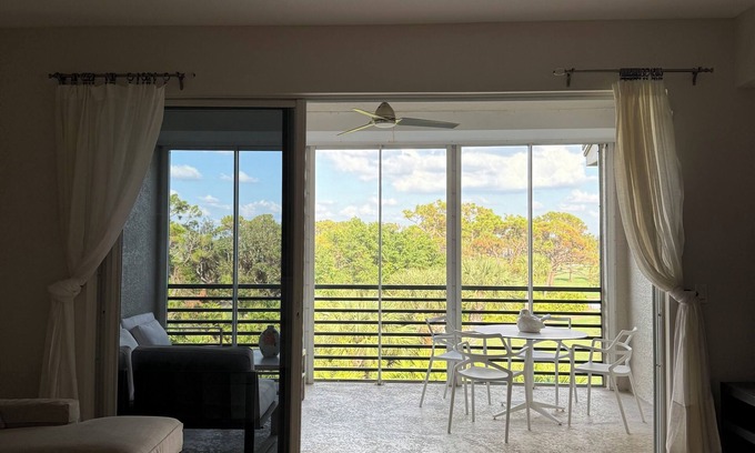 Bonita Springs Condo | Renovated 3 BR condo in Pelican Landing Bonita Springs with private beach access