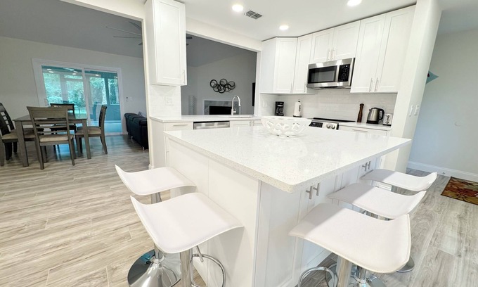 Girvin House | Renovated 3BR, 2BA home in top neighborhood just minutes from the beach.
