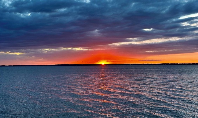 Eastlake Weir House | Renovated 4BR/3BA on Lake Weir