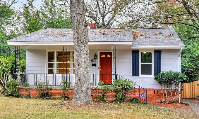 Midtown House | Renovated abode close to downtown with patio, W/D & enclosed yard - dog-friendly
