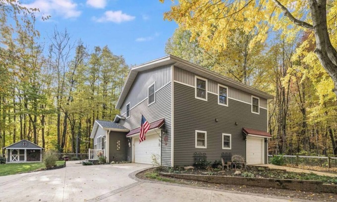 Plainwell House | Renovated and Luxe Lake House