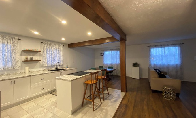 Welland House | Renovated and spacious home, near several attractions!