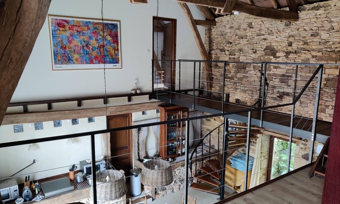 Frayssinet-le-Gelat House | Renovated barn in 1823 farmhouse. Garden and shared pool.