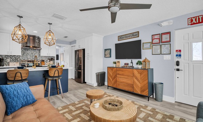 Indian Rocks Beach House | Renovated Beach Retreat – Patio & Hammock, Steps to Sand for the Perfect Escape.
