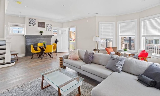 Atlantic City House | Renovated Beach Block 7BR North Beach Atlantic City - Steps to Beach & Casino