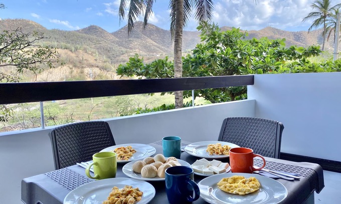 El Rodadero Apartment | Renovated beachfront apartment in El Rodadero