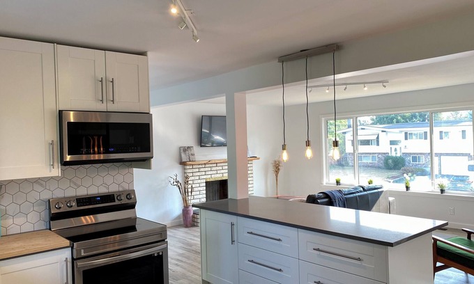 Chilliwack Proper Village West House | Renovated & Central 3 Bed + 2 Bath