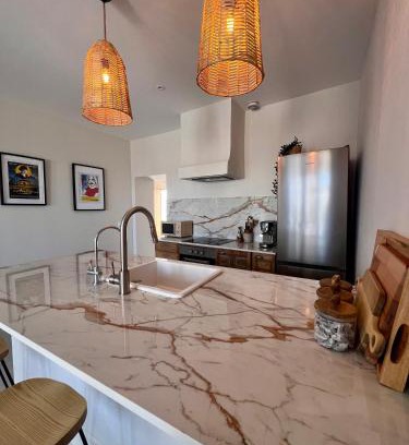 Comares House | Renovated cinema town house in Comares