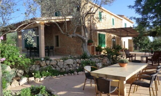 Binissalem House | Renovated country house with child-safe pool and sports field