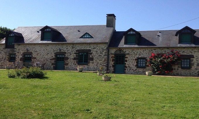 Mont-Saint-Jean Cottage | renovated farmhouse - near drill