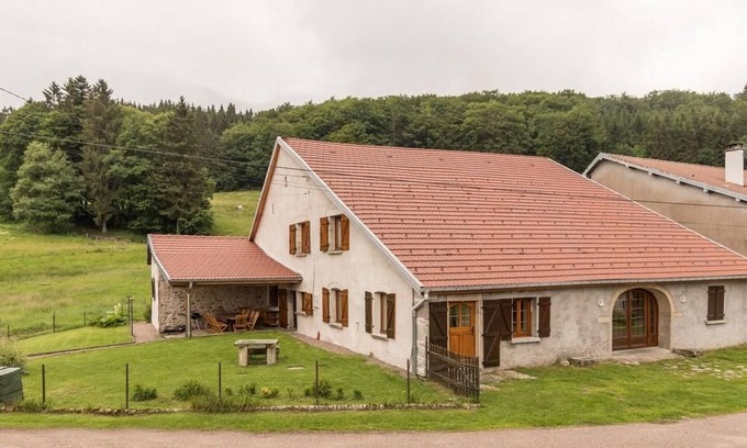 La Longine Cottage | Renovated farmhouse in Vosges