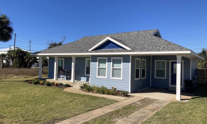 Mexico Beach House | Renovated-Gulf Views-Pet Friendly-Booking Fall and Winter Dates - Great Rates!