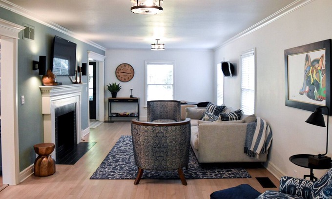 Norman House | Renovated Historic 5 Bedroom Home Close to OU Campus!