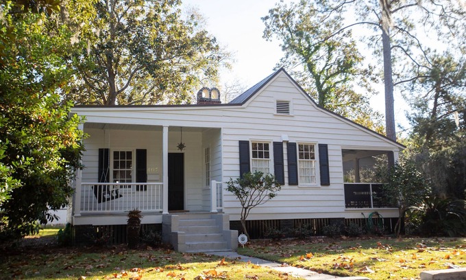 Downtown House | Renovated historic cottage in downtown Beaufort, SC