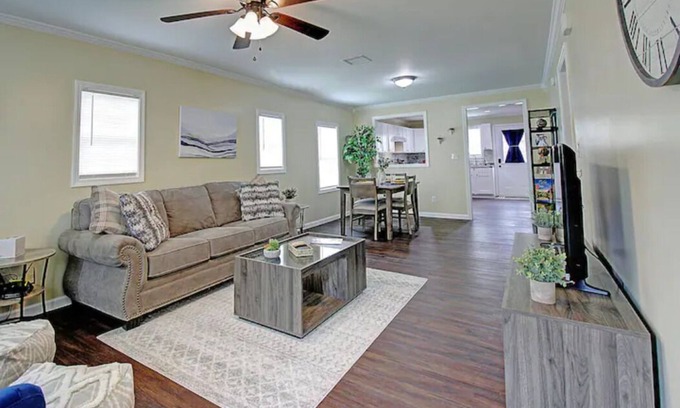 Tulsa House | Renovated home, quiet neighborhood -ROUTE 66/EXPO/GREENWOOD/DOWNTOWN/HILLCREST