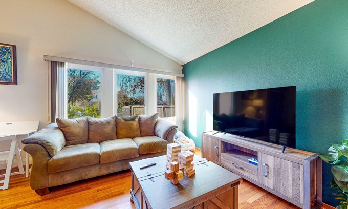 Elk Grove House | Renovated home with private seasonal pool, wood fireplace, patio, & washer/dryer