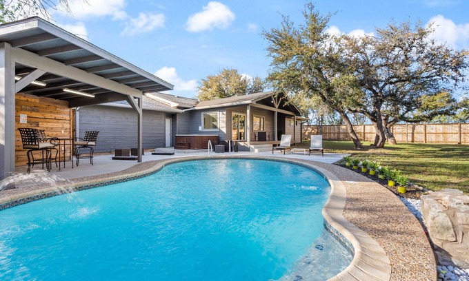 Spicewood House | Renovated House: Pool, Hot Tub, Pets, Lake Nearby