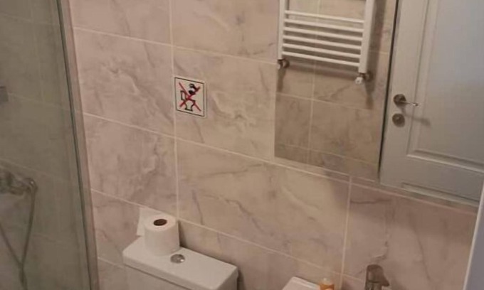 Kadikoy Apartment | Renovated interior, centrally located