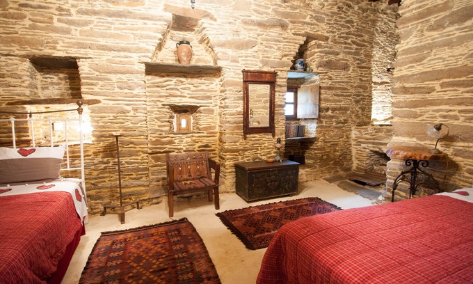Kapparia Cottage | Renovated medieval cottage 200 sqm at Andros, accommodates up to 8 guests.