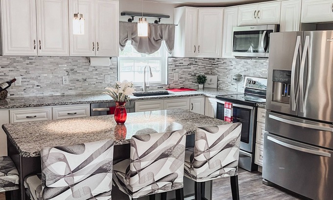 Chester House | Renovated Rancher on Kent Island near Chesapeake Bay Bridge