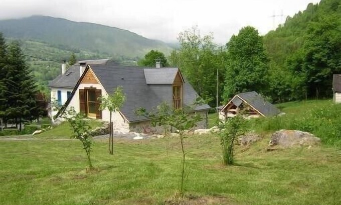 Arrens-Marsous Cottage | Renovated sheepfold on the doors the Pynerean protected aera