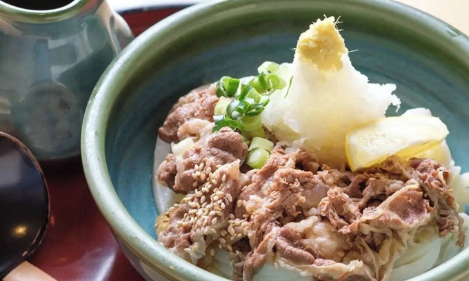 Utazu Apartment | Renovated spacious 23LDK Maximum 5 people Free Shiogamaya udon noodles included/Ayauta-gun Kagawa