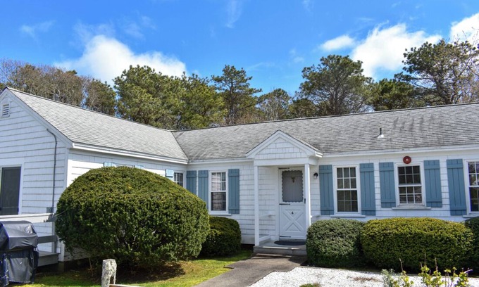 West Dennis Condo | Renovated studio condo unit, 10-12 minute walk to the beach