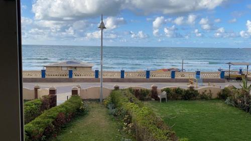 Al-Muntazah Apartment | Renovated super Lux Apartment Chalet Direct sea view 2 bed rooms in Alexandria Al Mamourah شاليه الترا لوكس شاطىء المعموره الاسكندريه دور اول على البحر مباشره مع كارنيهات الدخول طوال السنه و الشاطىء الخاص من اول مايو لنهايه اكتوبر للعائلات فقط
