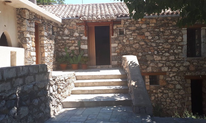 Livadi House | Renovated traditional Greek house with sea view! Beaches nearby!