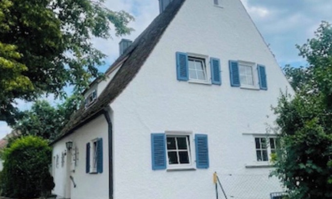 Vohburg an der Donau House | Renoviertes Altstadthaus mit Großen Aussenbereich und Terrasse mit Feuerstelle
