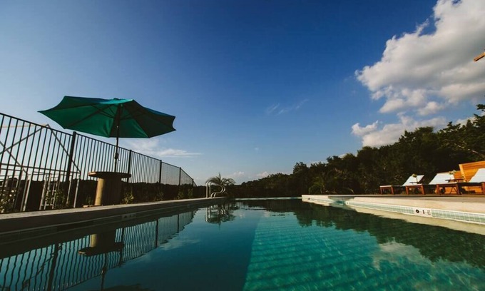Dripping Springs Villa | Rent Entire 31 Person Retreat: Yoga/Hike/Meditate
