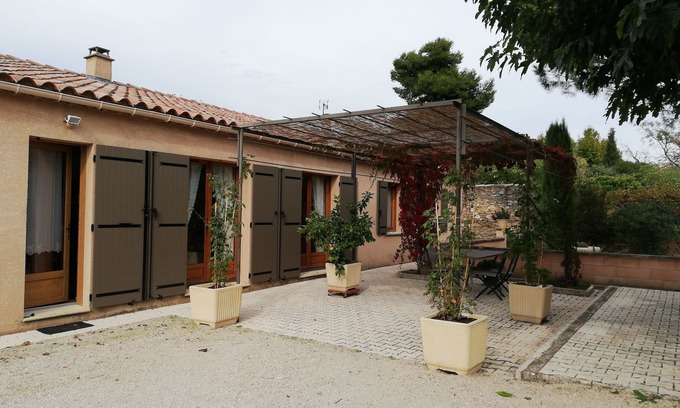 Robion House | Rent House 80 m2 in village at the foot of the Luberon