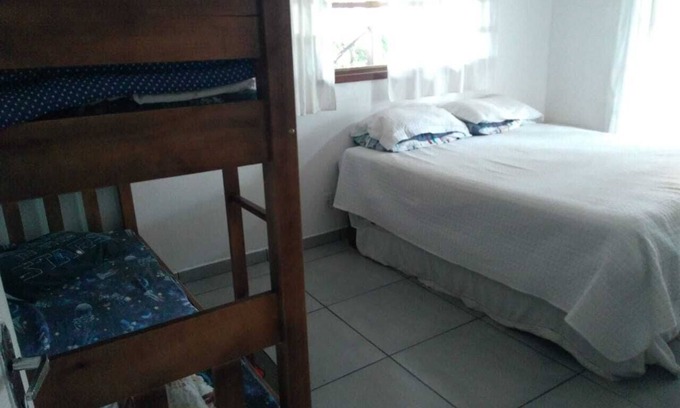 Castelo Branco House | Rent house in Meia Praia Beach, Itapema.
