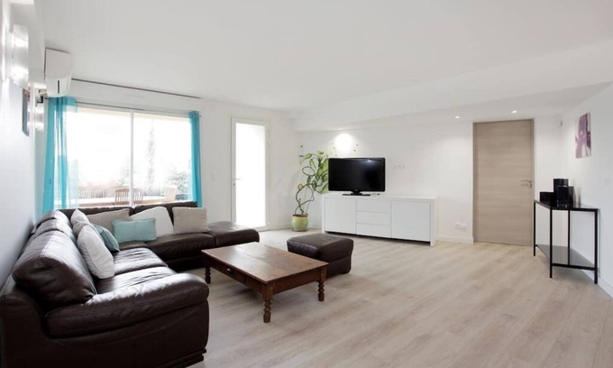 Biot Apartment | rent independent apartment in villa