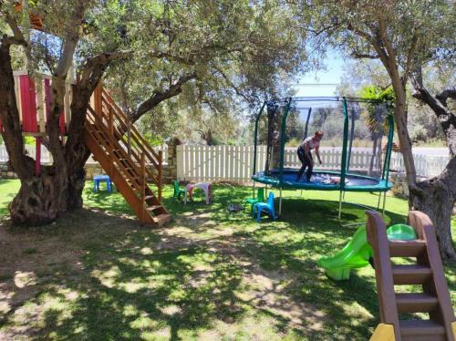 Agios Mamas Apartment | Rent Rooms Alexiou