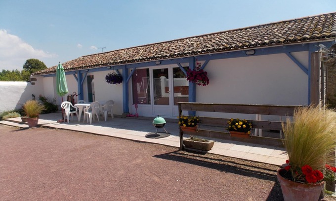 Sallertaine House | Rental classified 3 stars - 4 people - heated swimming pool