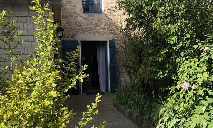 Villeneuve d'Aveyron House | Rental Cozy village house with fireplace and stove