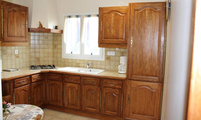 Castellare-di-Casinca House | Rental for 2 people, 3 km from the beach and 1.5 km from shops