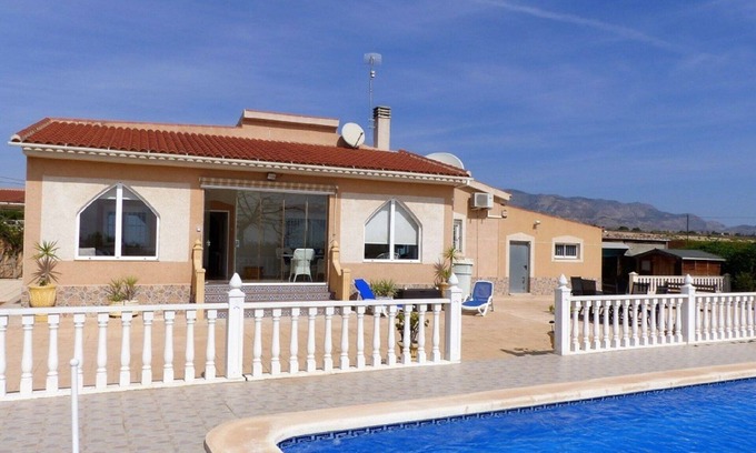 Albatera Villa | Rental villa casa del frutales