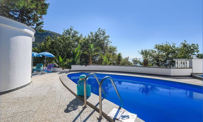 San Pietro Villa | Rentals in Italy - Villa Lamaro with large terrace, pool, garden and sea view