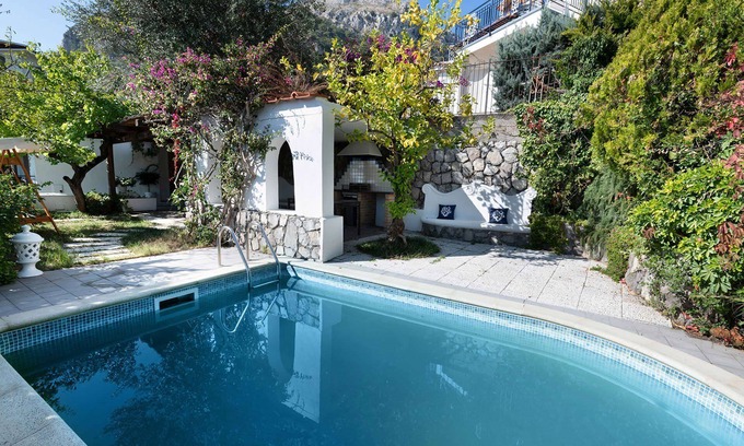 Nerano Villa | Rentals in Italy - Villa Eva with sea view, private pool and garden