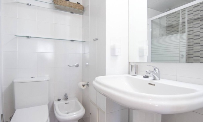 La Florida Apartment | RentalSevilla Comfortable apartment near the Barrio de Santa Cruz