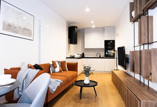 Michle Apartment | Rentero Scandinavian - Private Garden APT