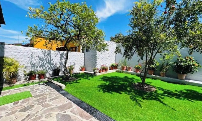 Chapala House | Residencia Ibarra