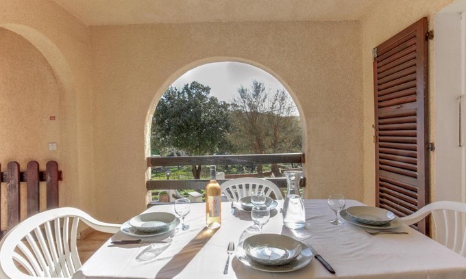 Centuri Apartment | RESIDENCE ANNA