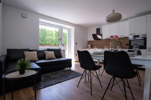 Bezigrad District Apartment | Residence Black&White