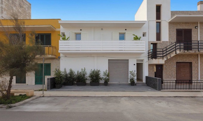 Casalabate Apartment | Residence Brezza Marina - Bilo Balconcino
